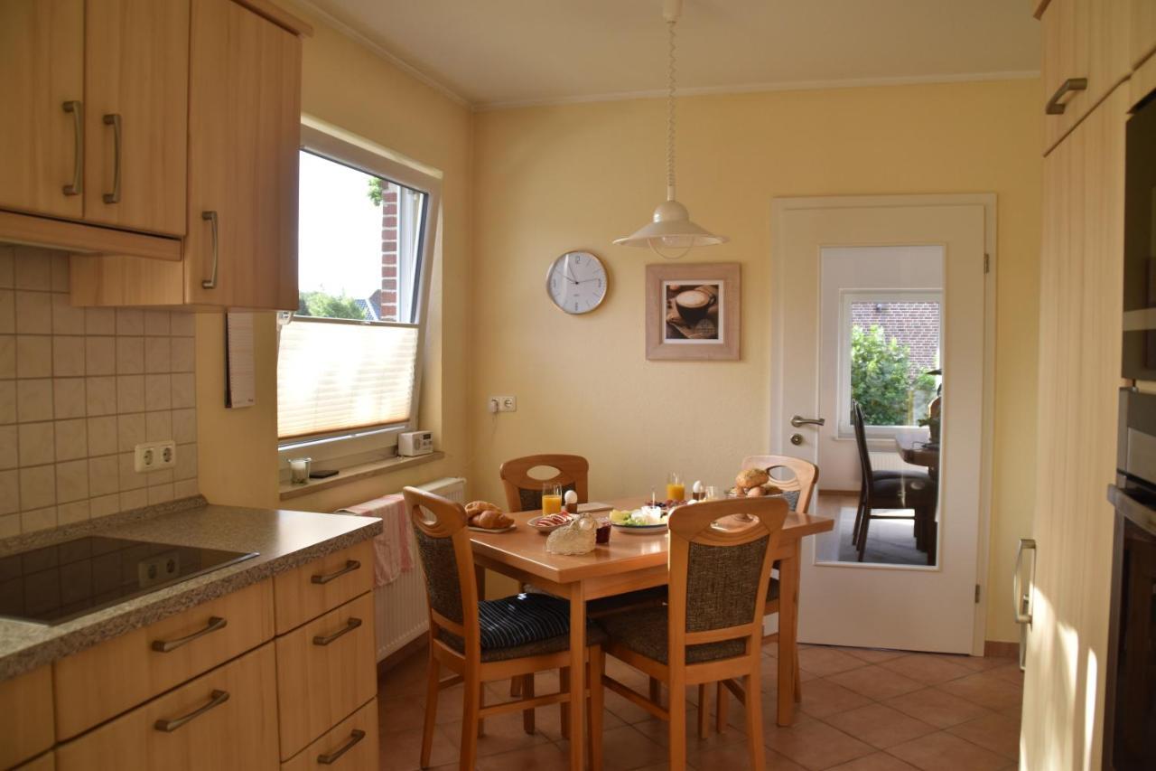 Ferienwohnung Uennern Appelboom シュネーヴァーディンゲン エクステリア 写真